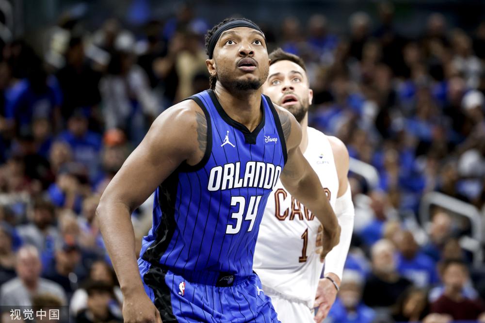 安菲尔德球 安菲尔德球